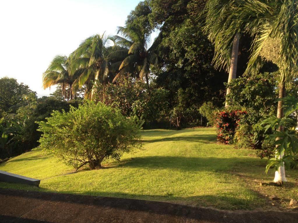 Rnm The Clubhouse Grenada Hotel Buitenkant foto